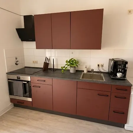 Apartment Bahnhofsnahe Mit Boxspringbetten, Wlan, Vollausgestattete Kueche, Balkon Halberstadt